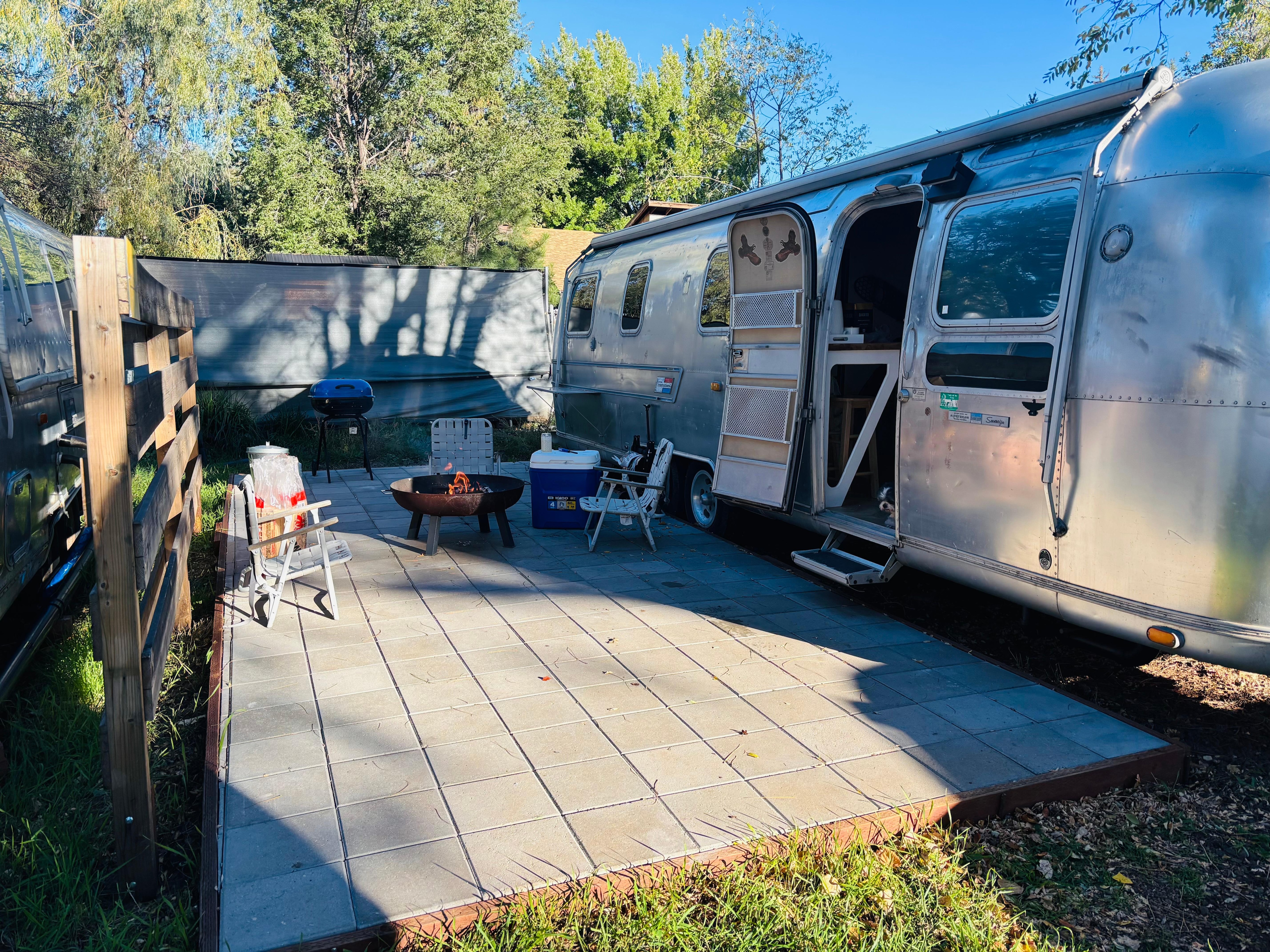 Excellent, refurbished trailer!