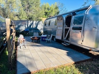 Excellent, refurbished trailer!