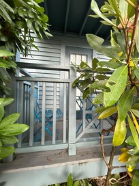 Ground level guest room porch