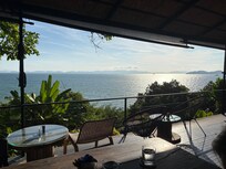 Early morning breakfast view