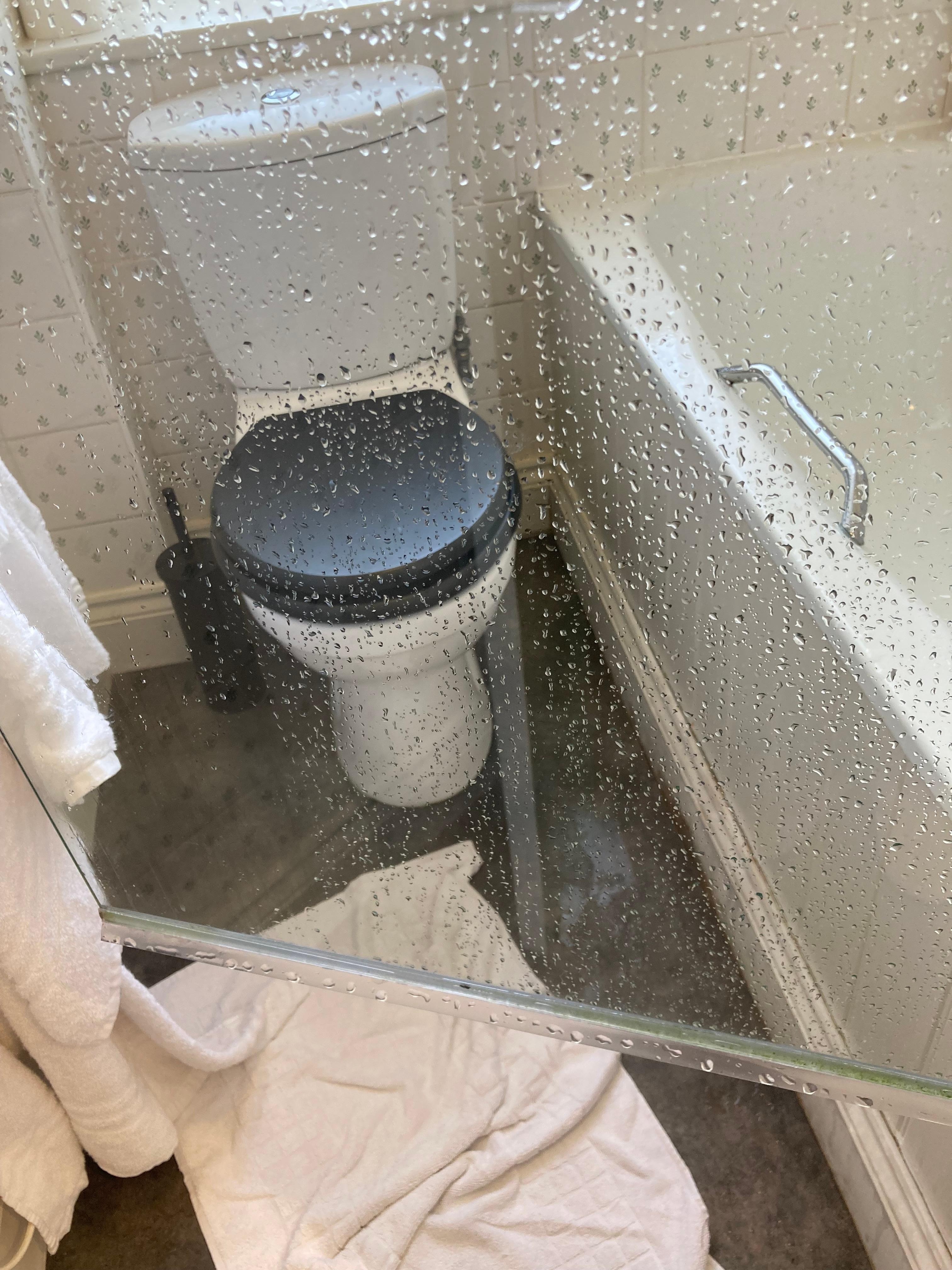 Had to shimmy around screen to get in shower
Bathroom door did nnot fit in frame 