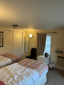 2nd room