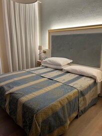 Double bed room