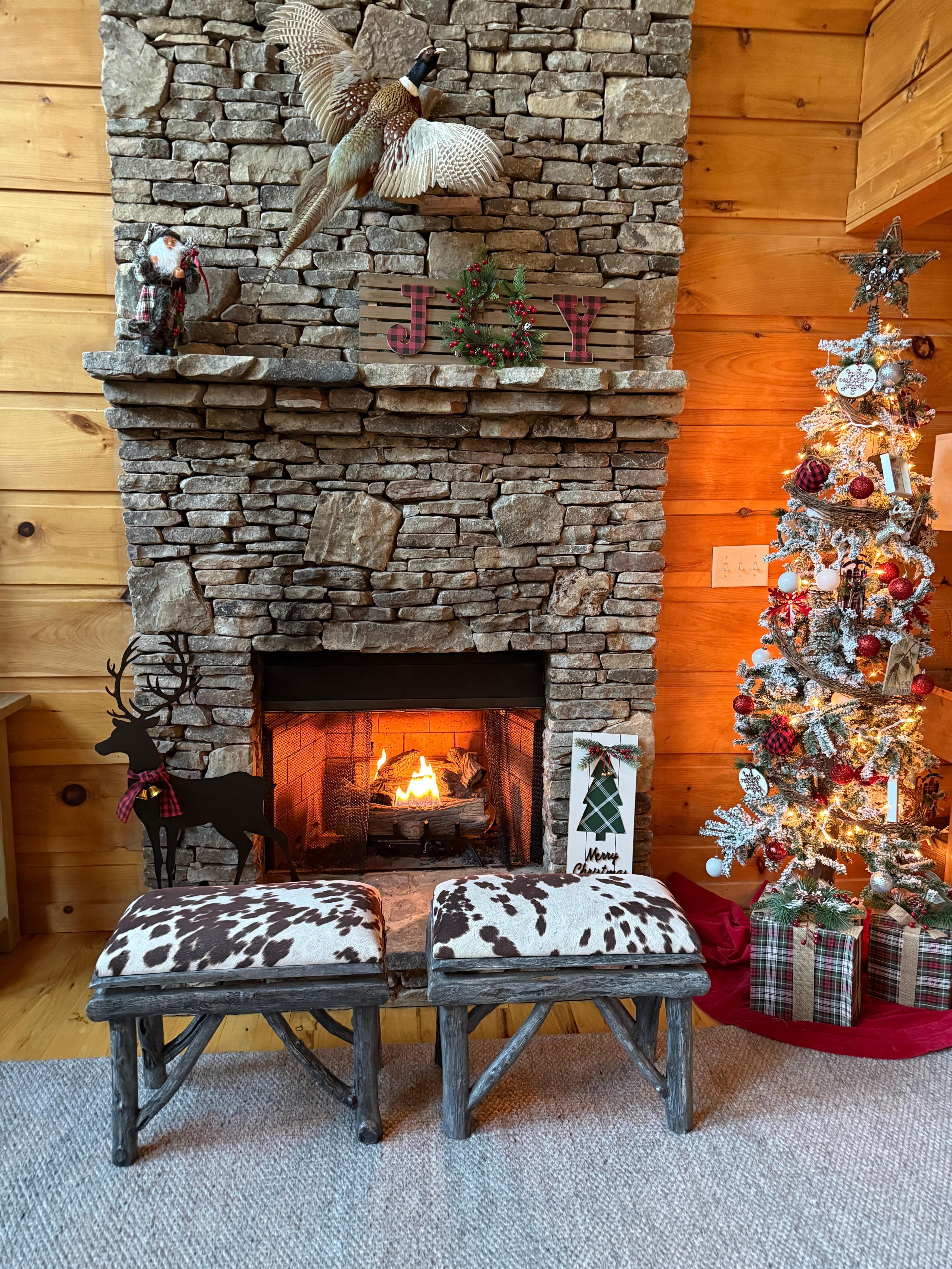 Beautifully decorated and warm. 