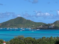 Incredible sea color