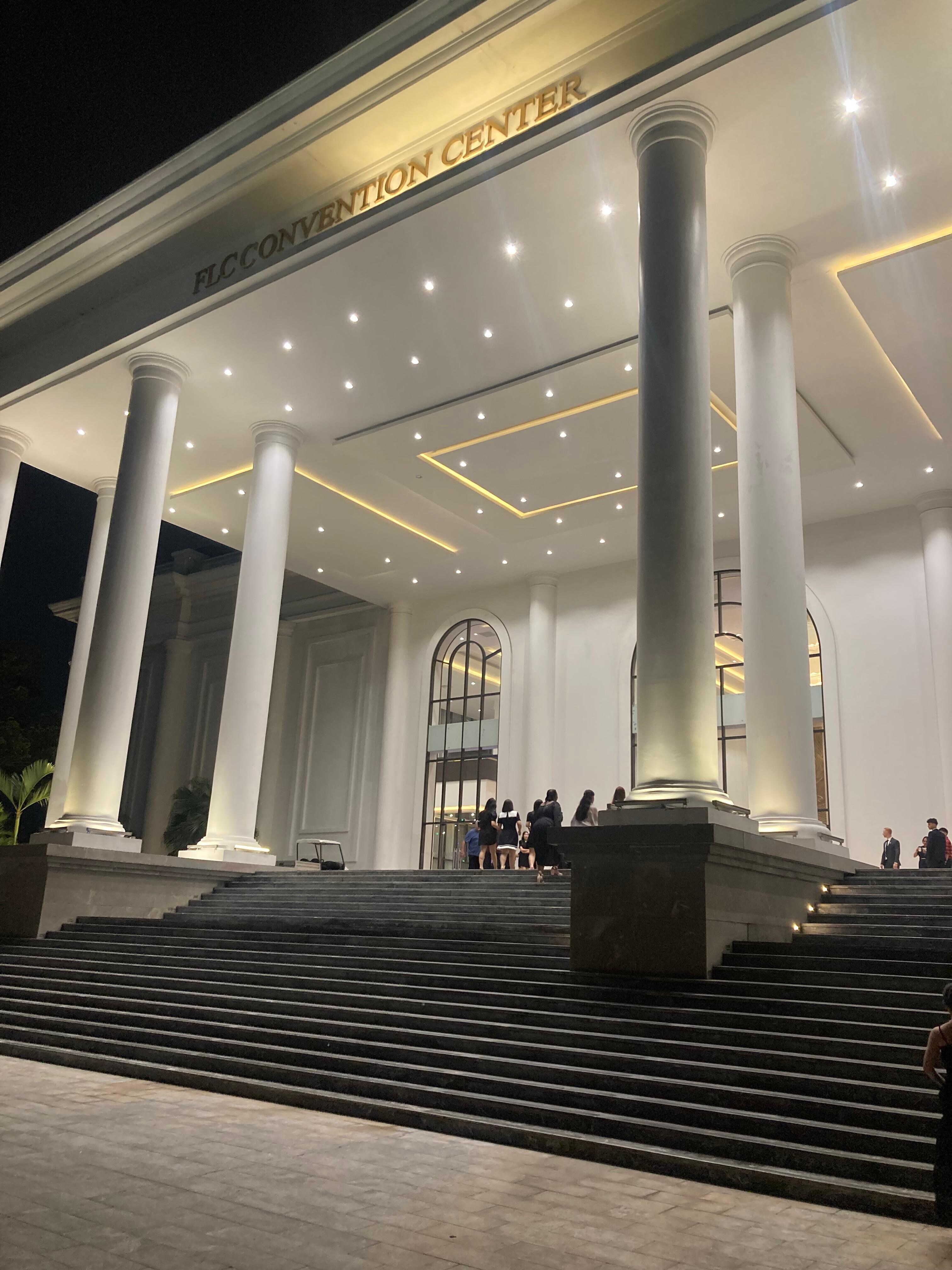 This is the ballroom  entrance. Very nice ballroom. 