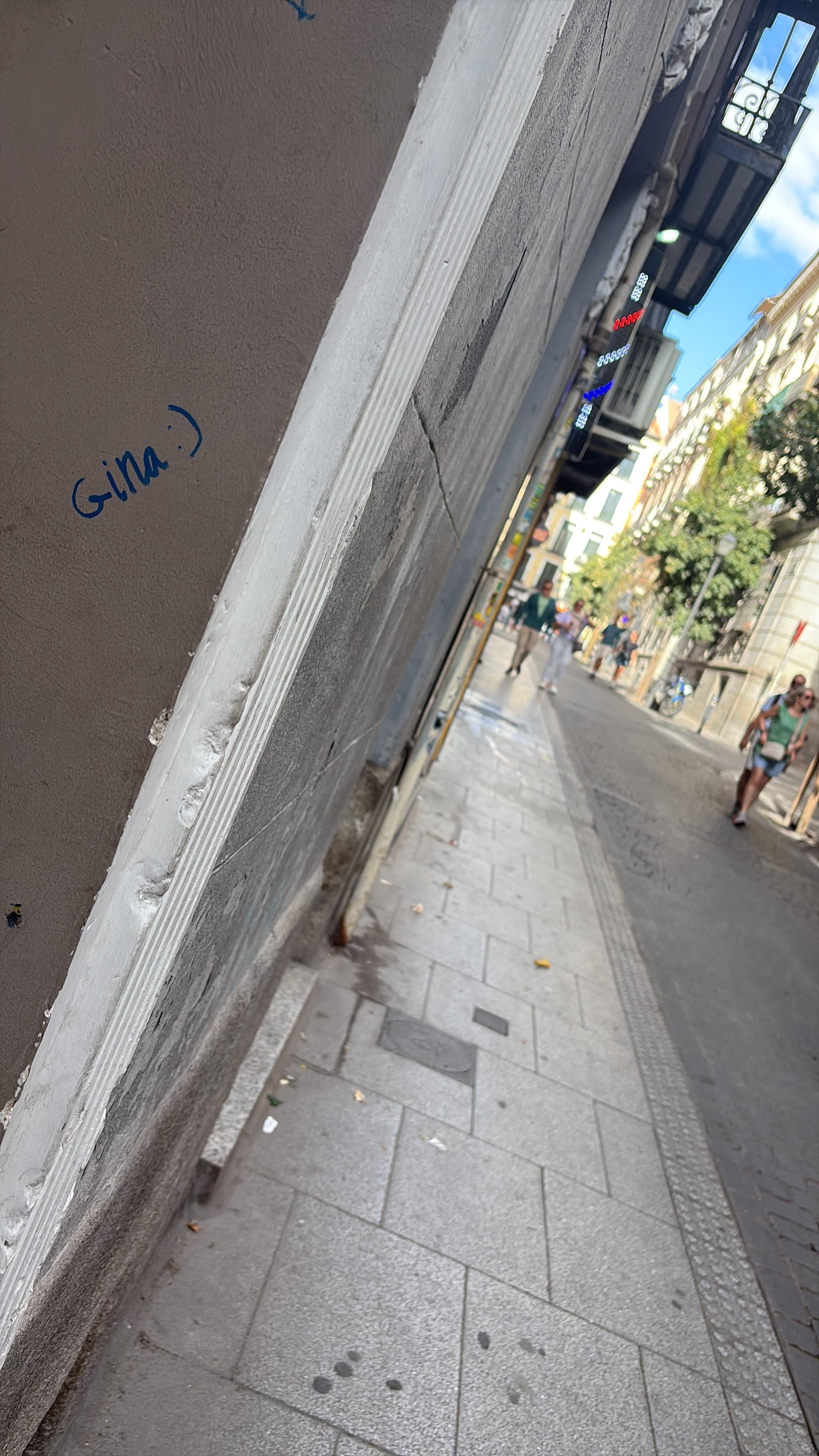 Rua do apto durante o dia 