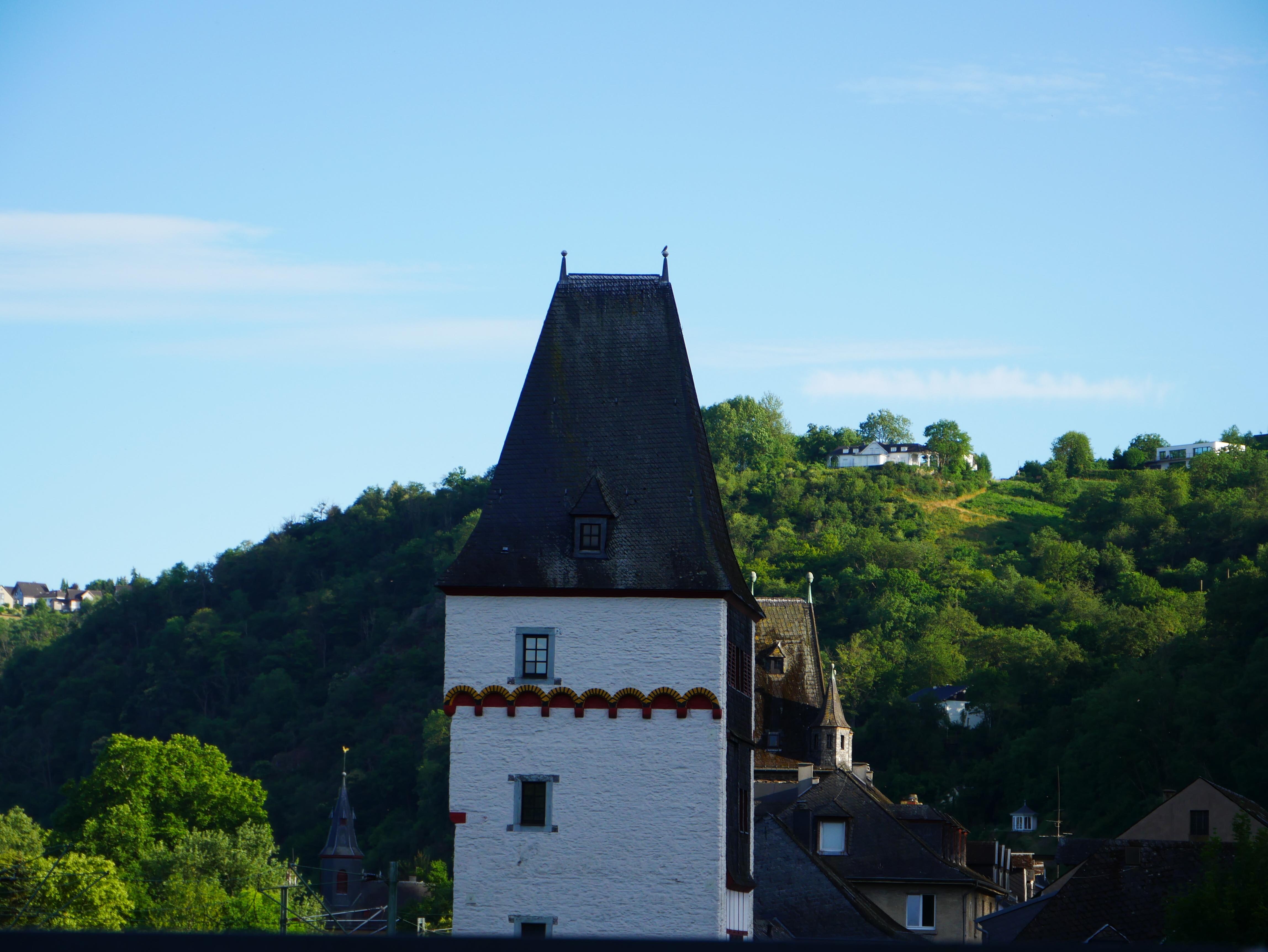 Einer der typischen Bacharacher Stadtmauertürme