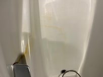 浴缸非常骯髒!