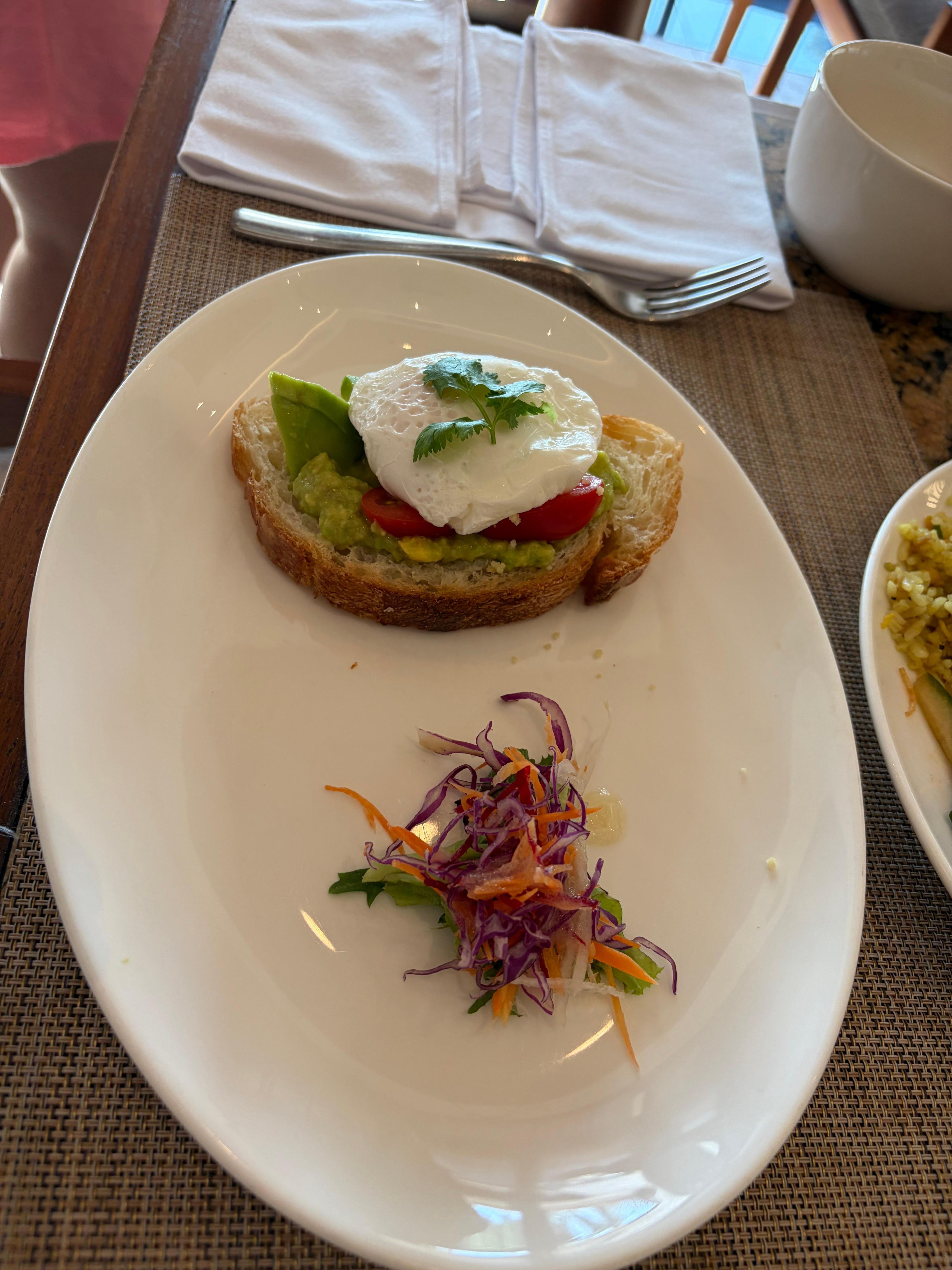 アラカルトのアボカドトースト