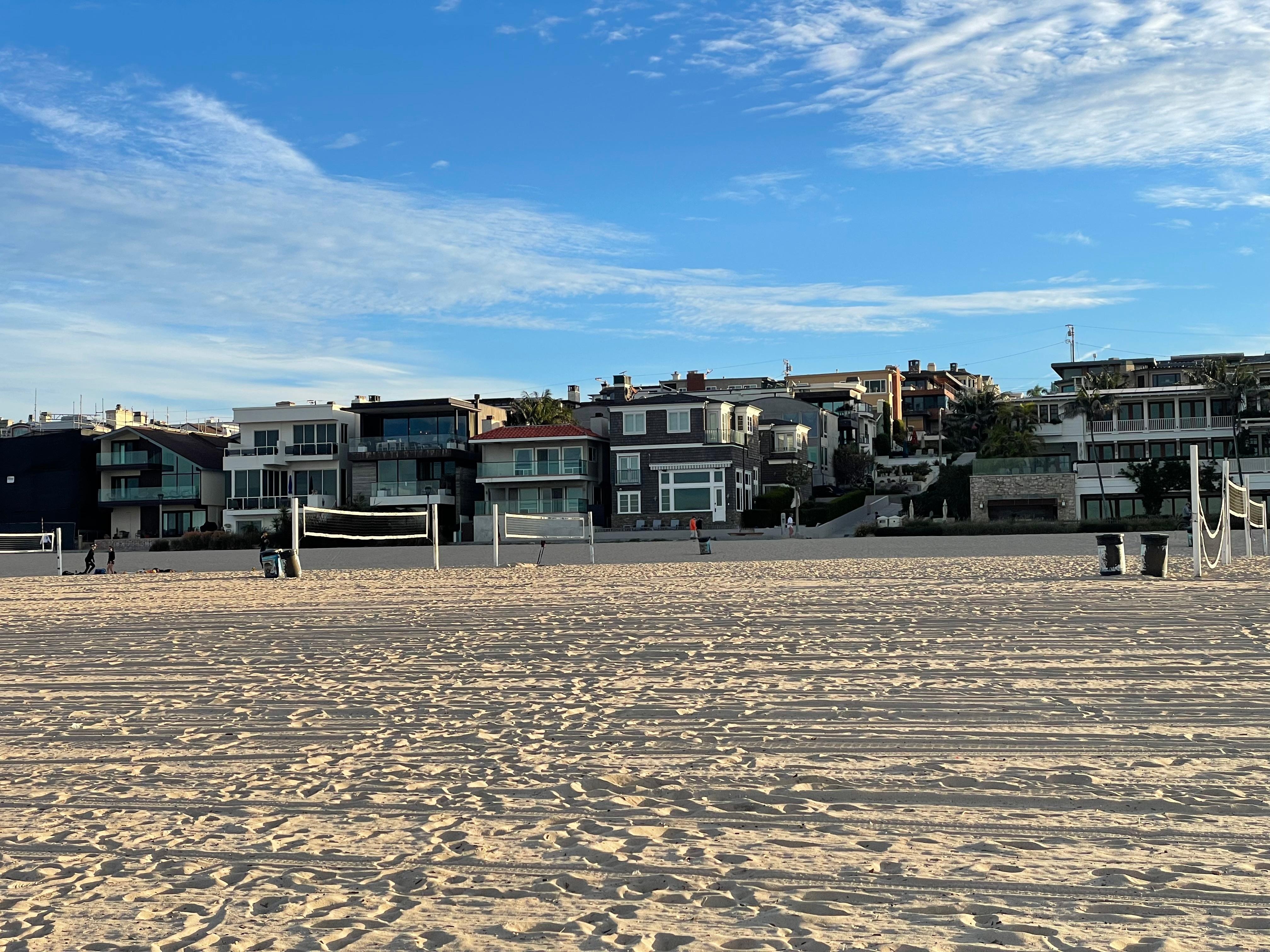 The beach looking back at the neighborhood. 