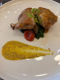 朝食のメイン
"チキン"