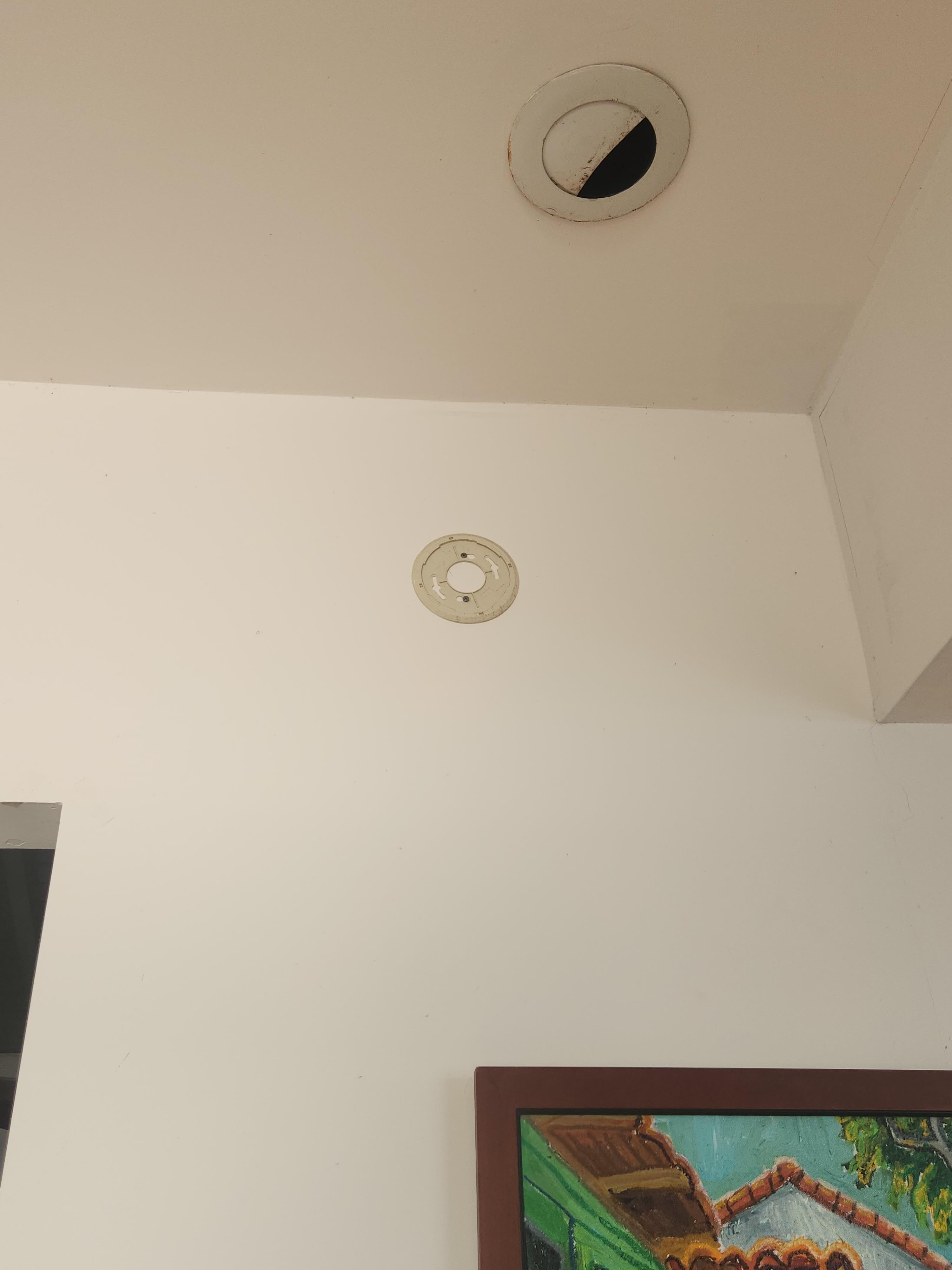 smoke detectors missing
