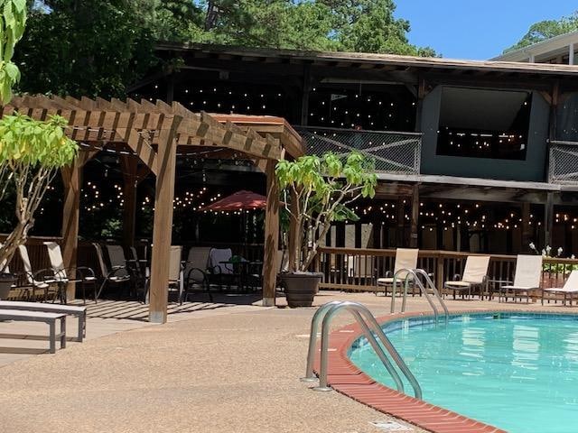 Recreation area next to pool