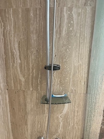Missing/broken fixings in bathroom