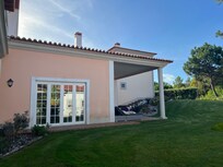 Wohnzimmer und Terrasse Ostseite