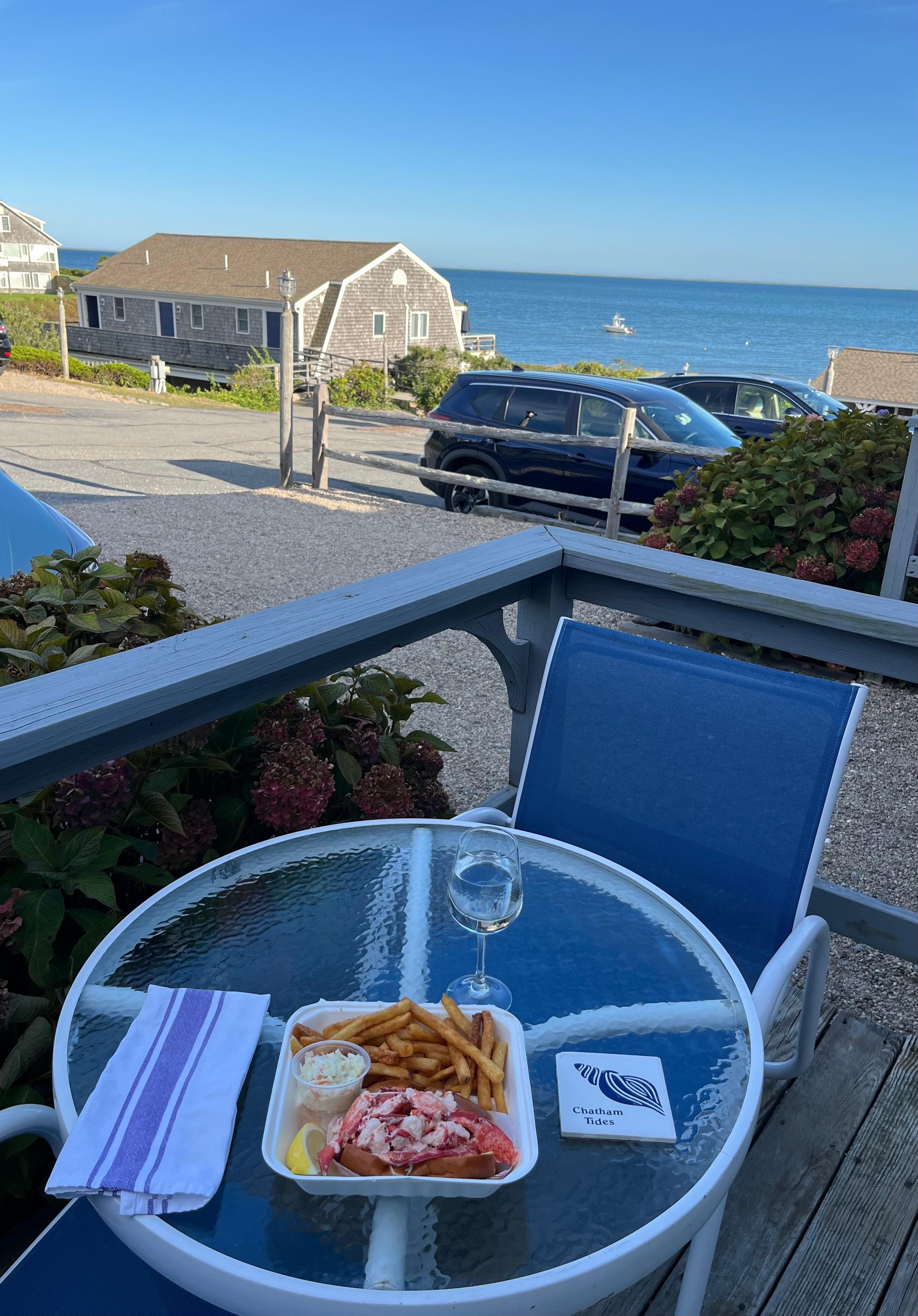 Would have preferred a front facing balcony rather than a side facing one. The balconys are very close together.