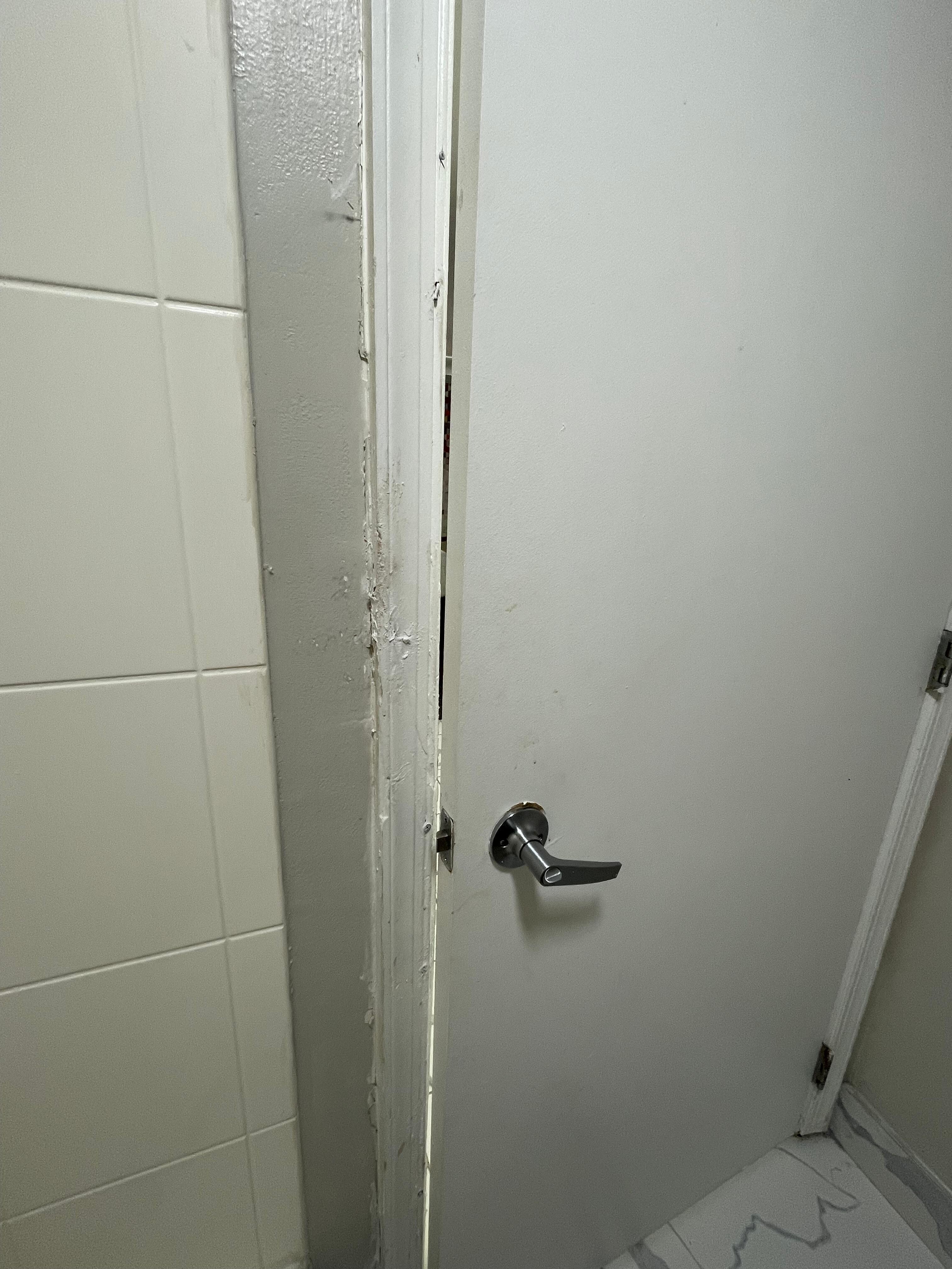 This door doesnt even come close to actually closing!! 