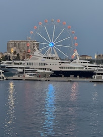 La grande roue au Port Vell