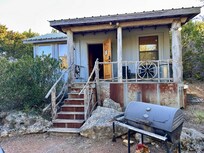 Wha the cabin looks like on the outside