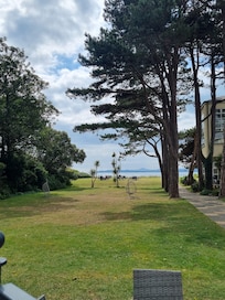 The garden of the Marine Hotel.
