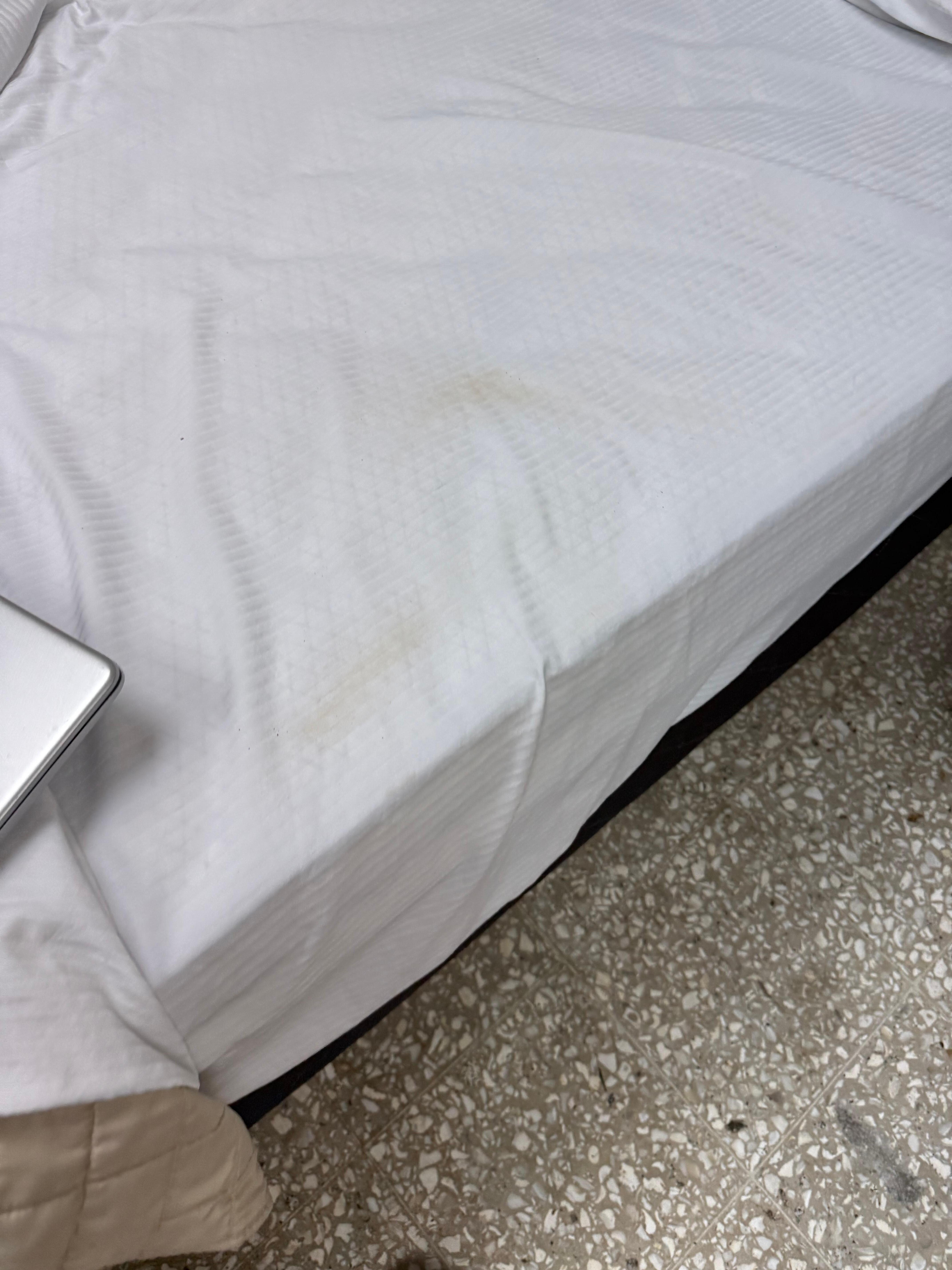 Random dirty linen 