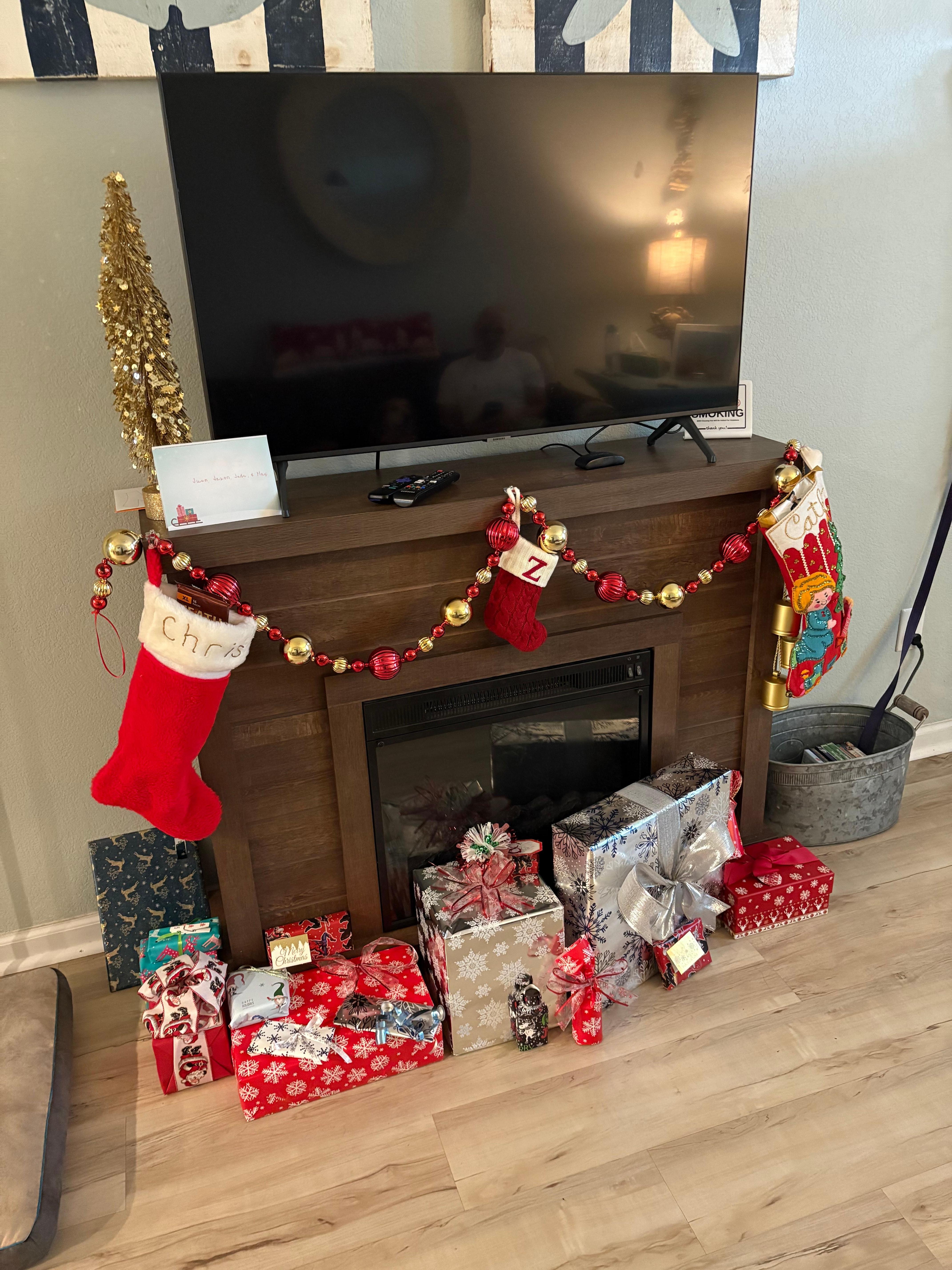 Perfect way for us to celebrate Christmas away from home.