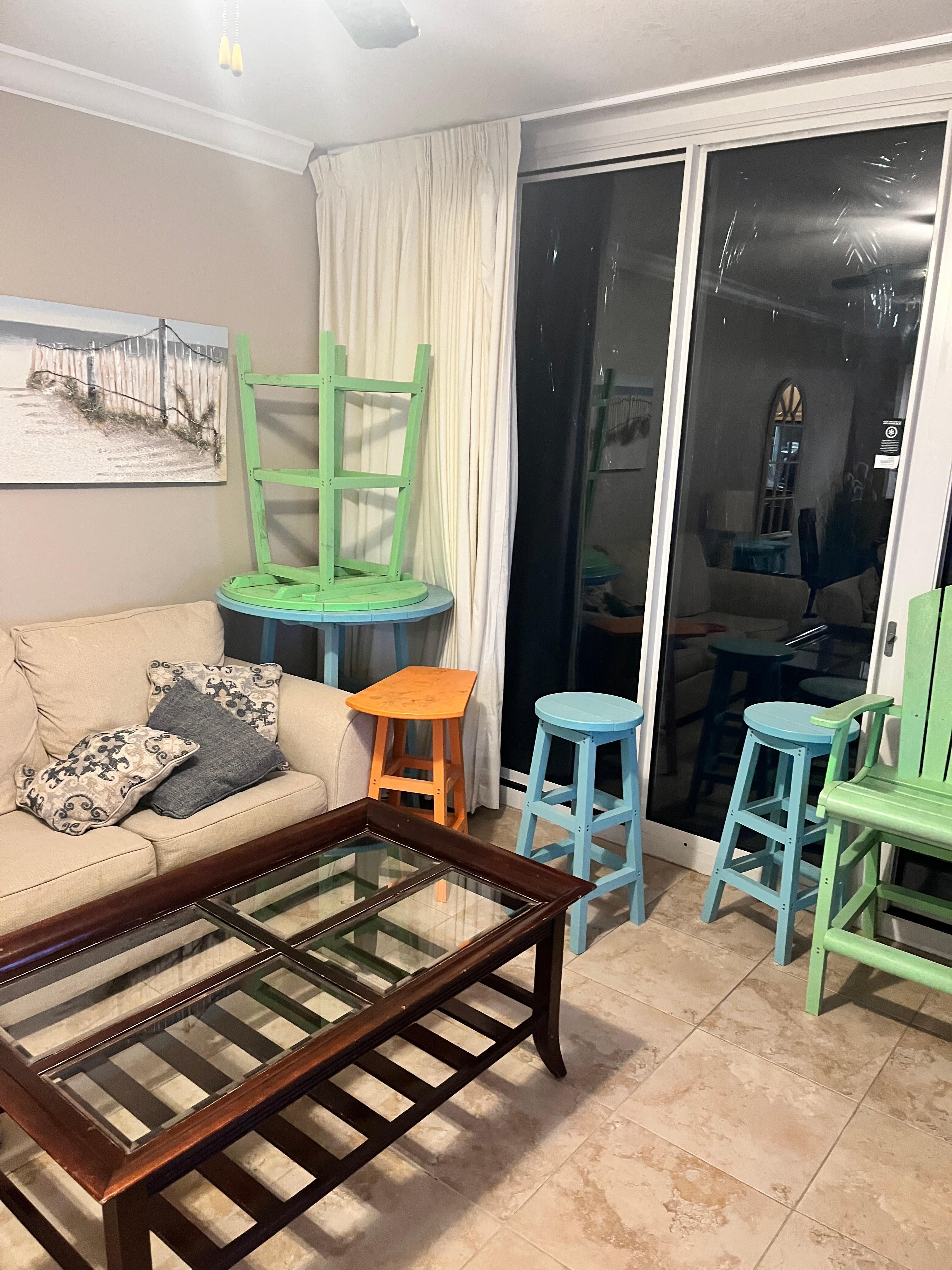 Patio furniture was placed INSIDE DURING OUR STAY !!!