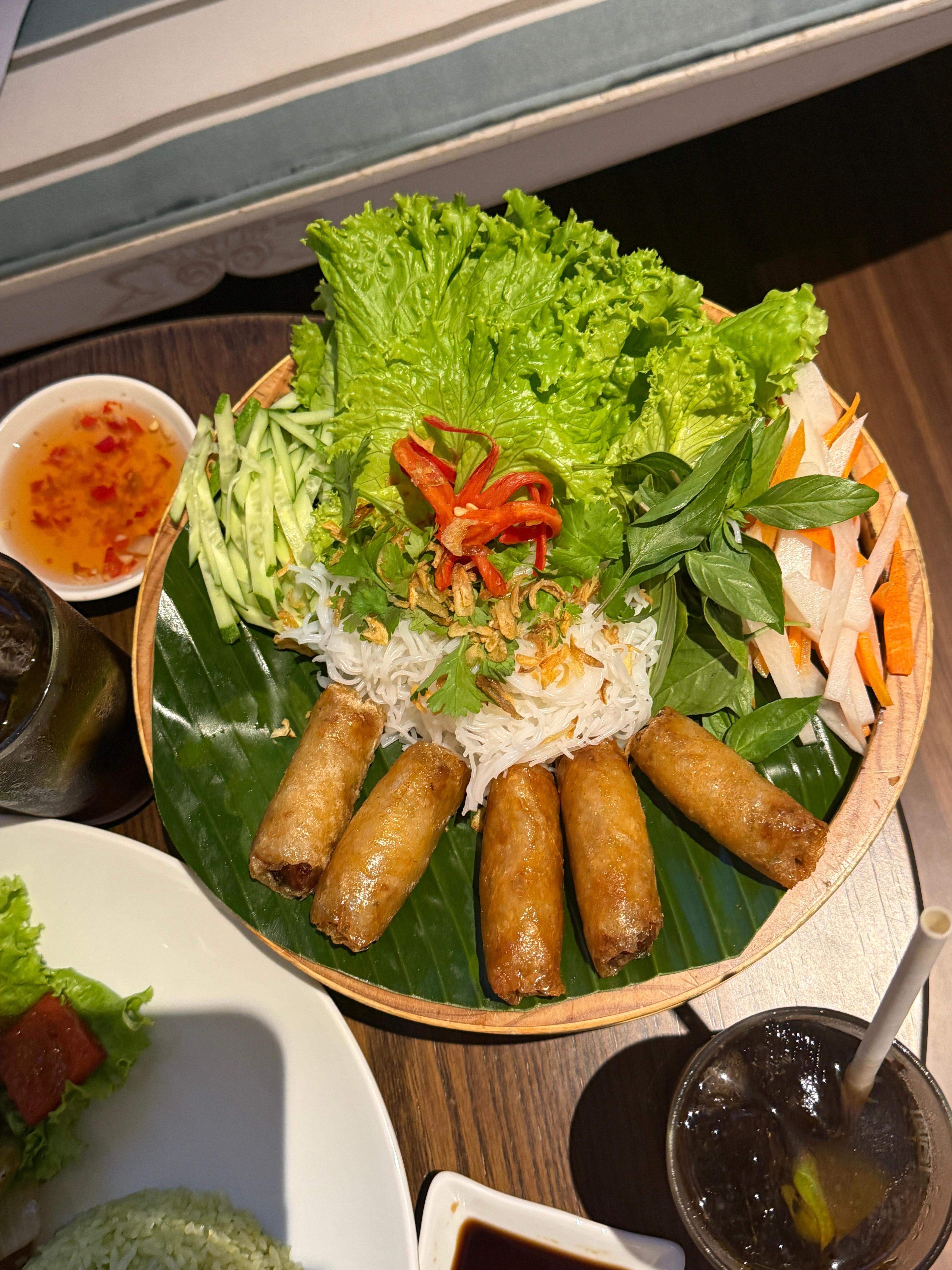 Mmm room service, excellent food probably the best quality food I have ever had from room service!