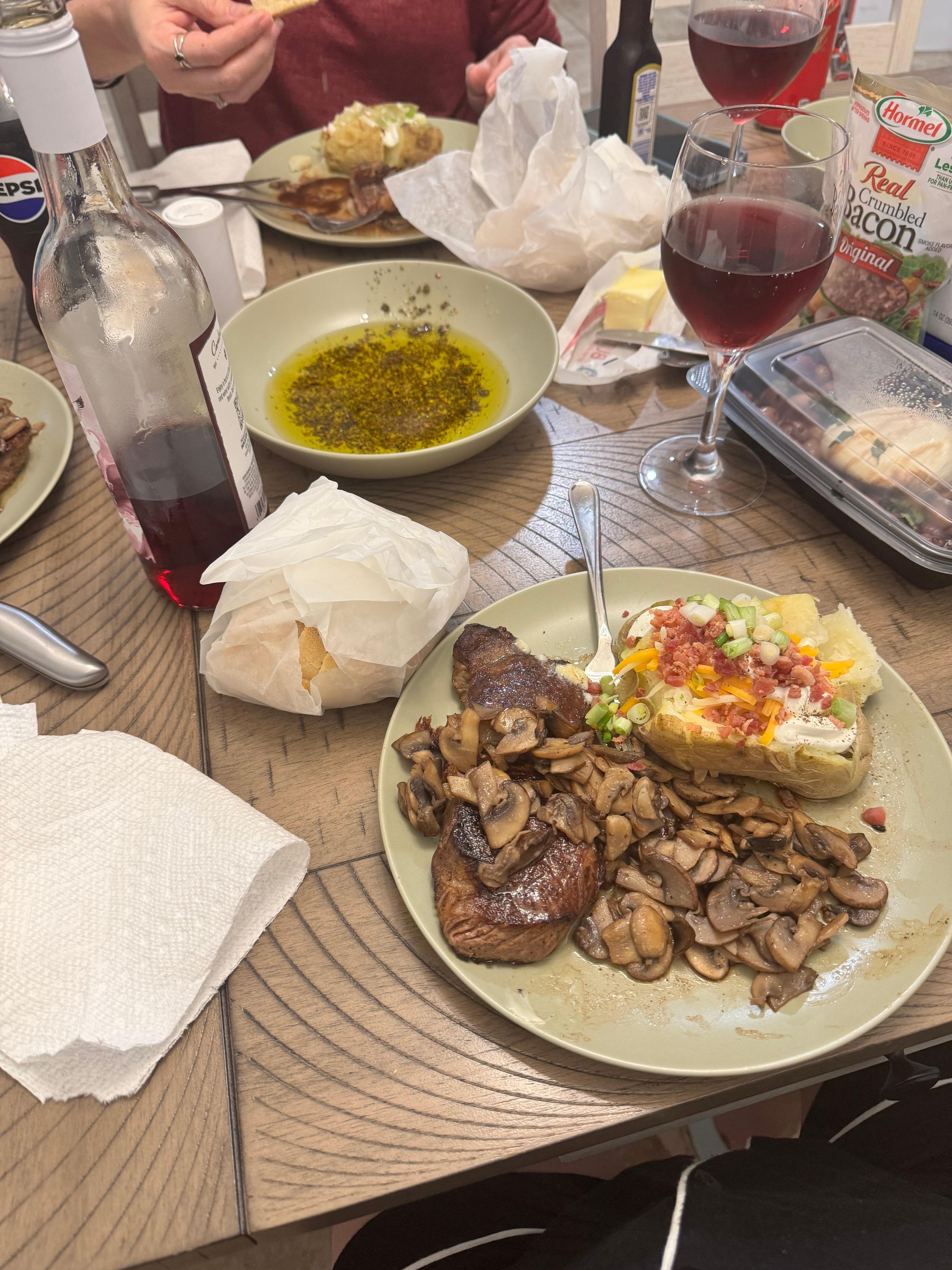 Would you believe the only picture I took was of the delicious family meal we made in Daja’s well stocked kitchen!?