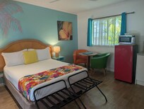 Queen room