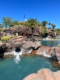 Main pool with 3 waterslides, plus one mini one in the kids area
