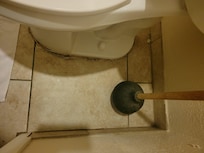 Yup, all the way out to the toilet ..