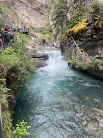 Johnson canyon falls