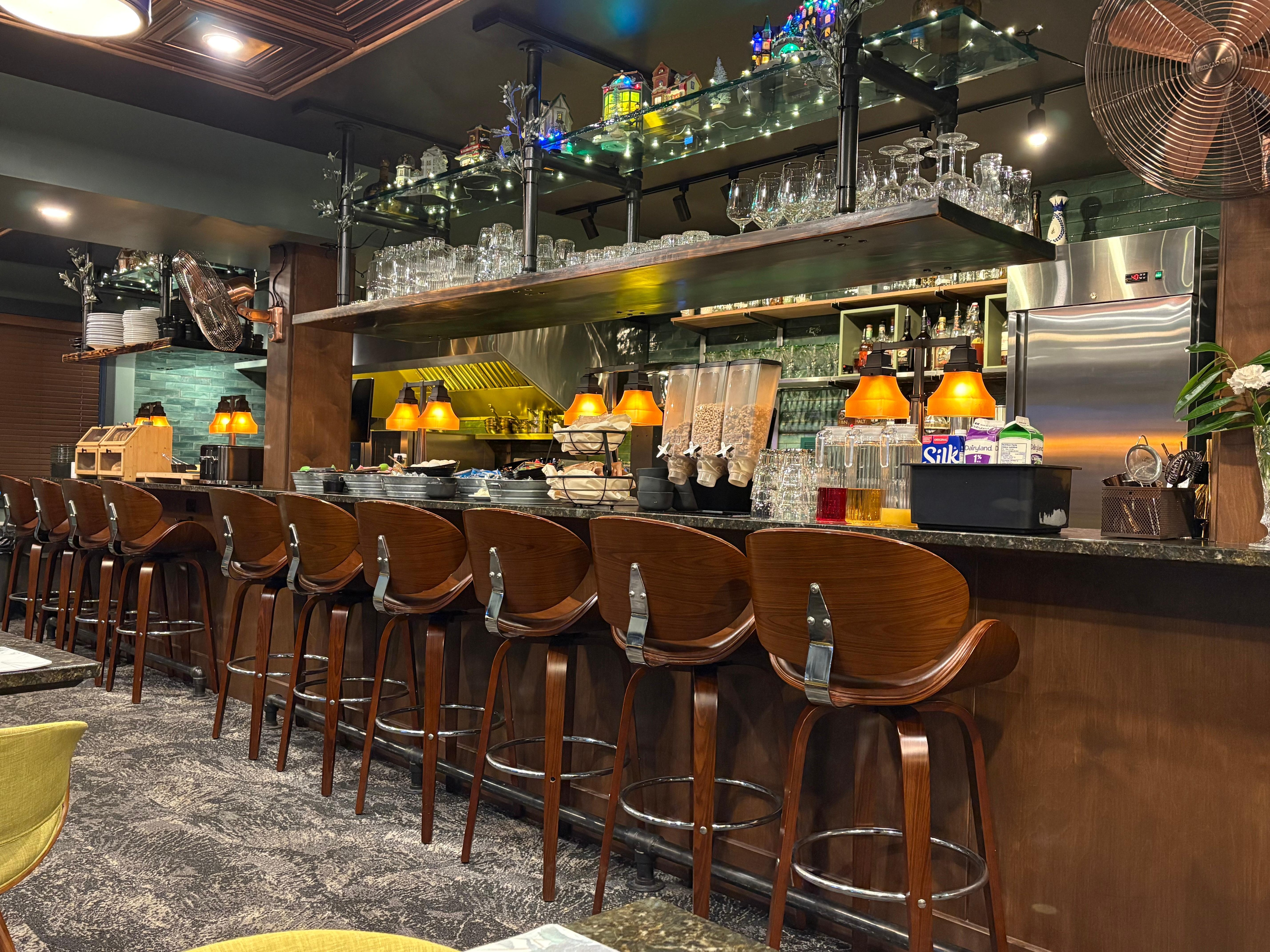 Breakfast bar in the morning; wine bar at night 😃