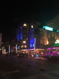 Scenic clubs