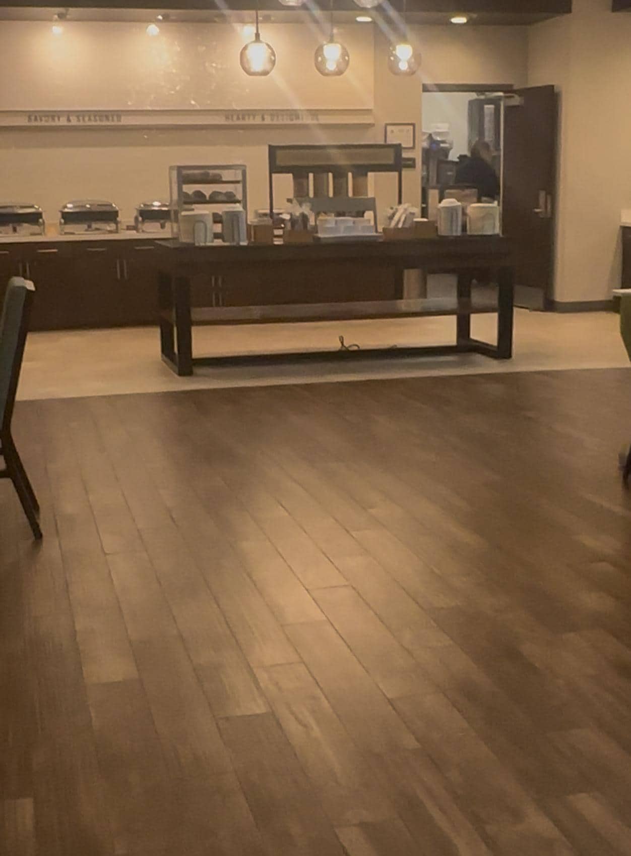 Complimentary breakfast 