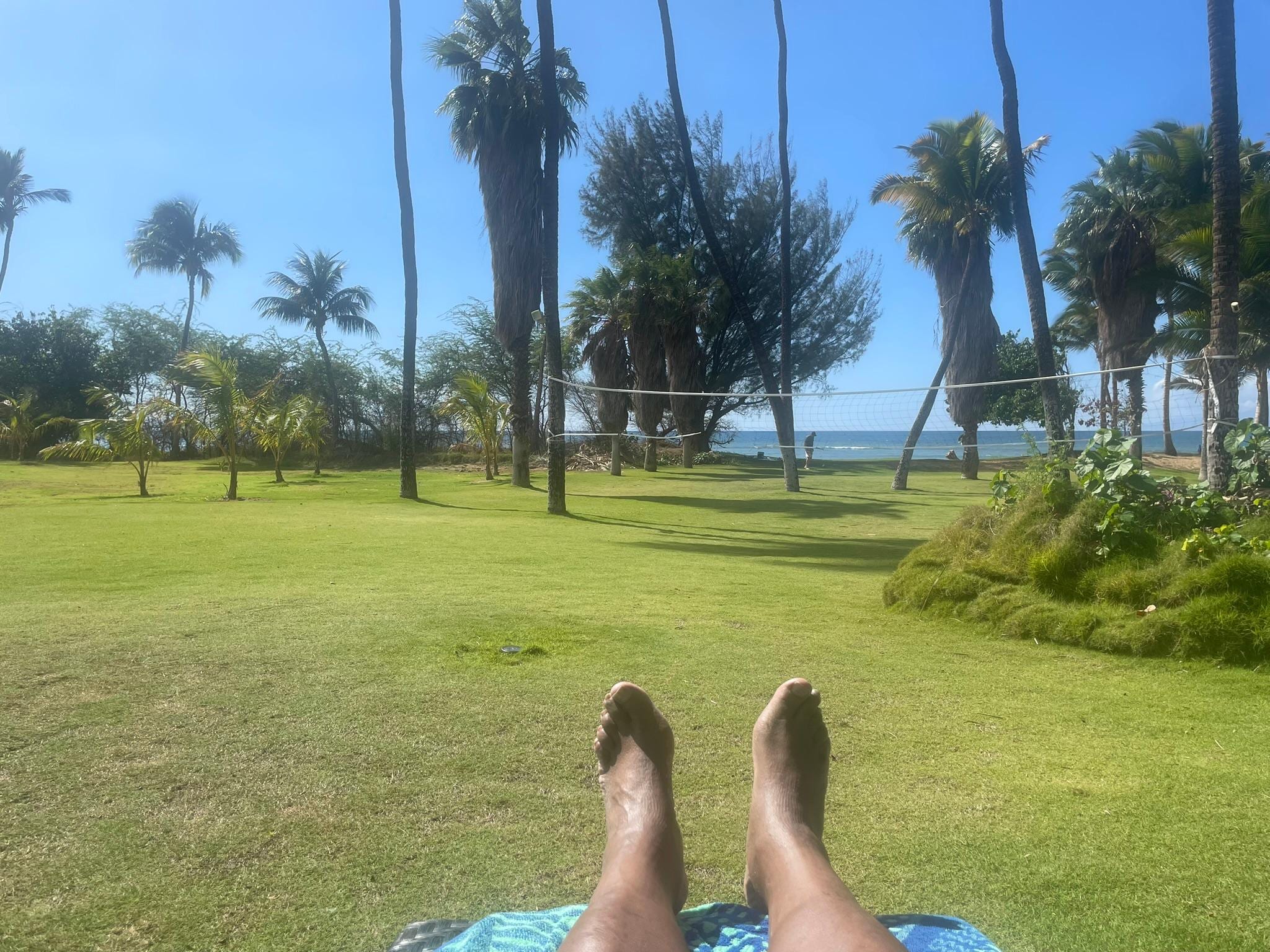 This is the back yard! The only thing better is going on down to the clean, beautiful beach to continue your relaxation.