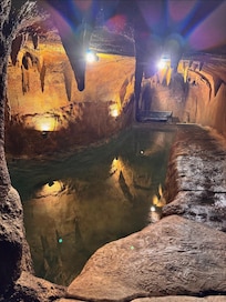 Grotto/indoor pool