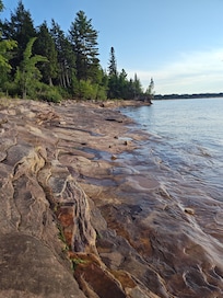 The shoreline is slippery in places, but we were warned of that in the property details and never had any issues.