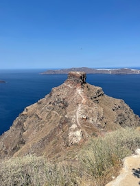 Skoros Rock just a few minutes walk away from hotel.