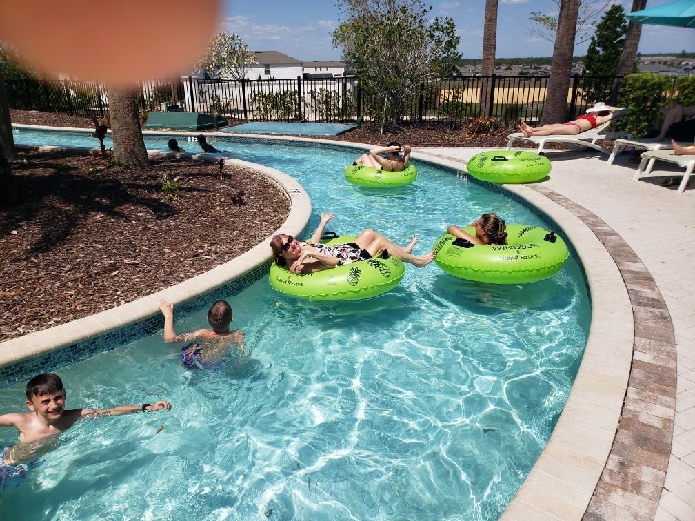 Lazy river 