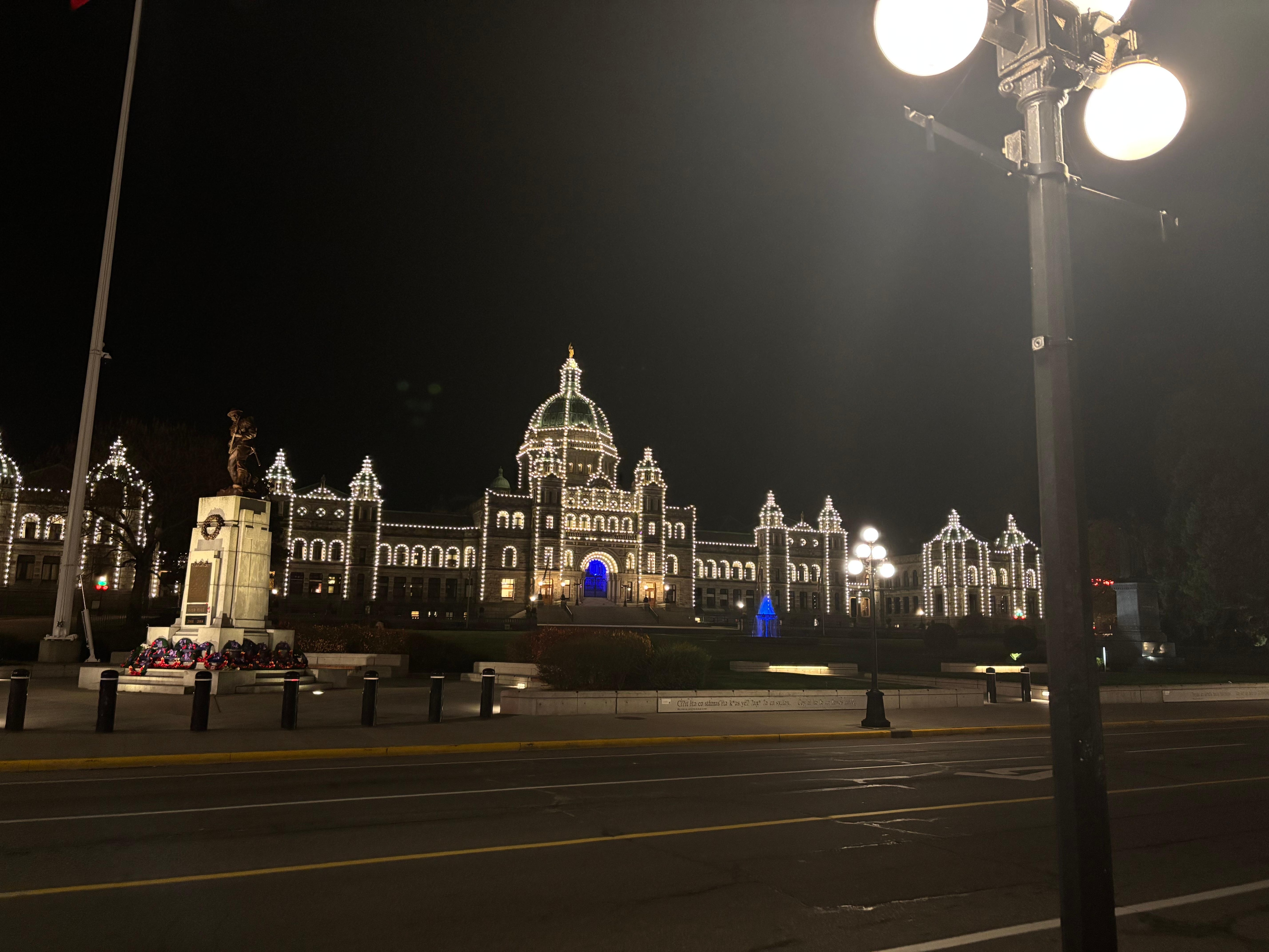 Parliament buildings a short stroll away