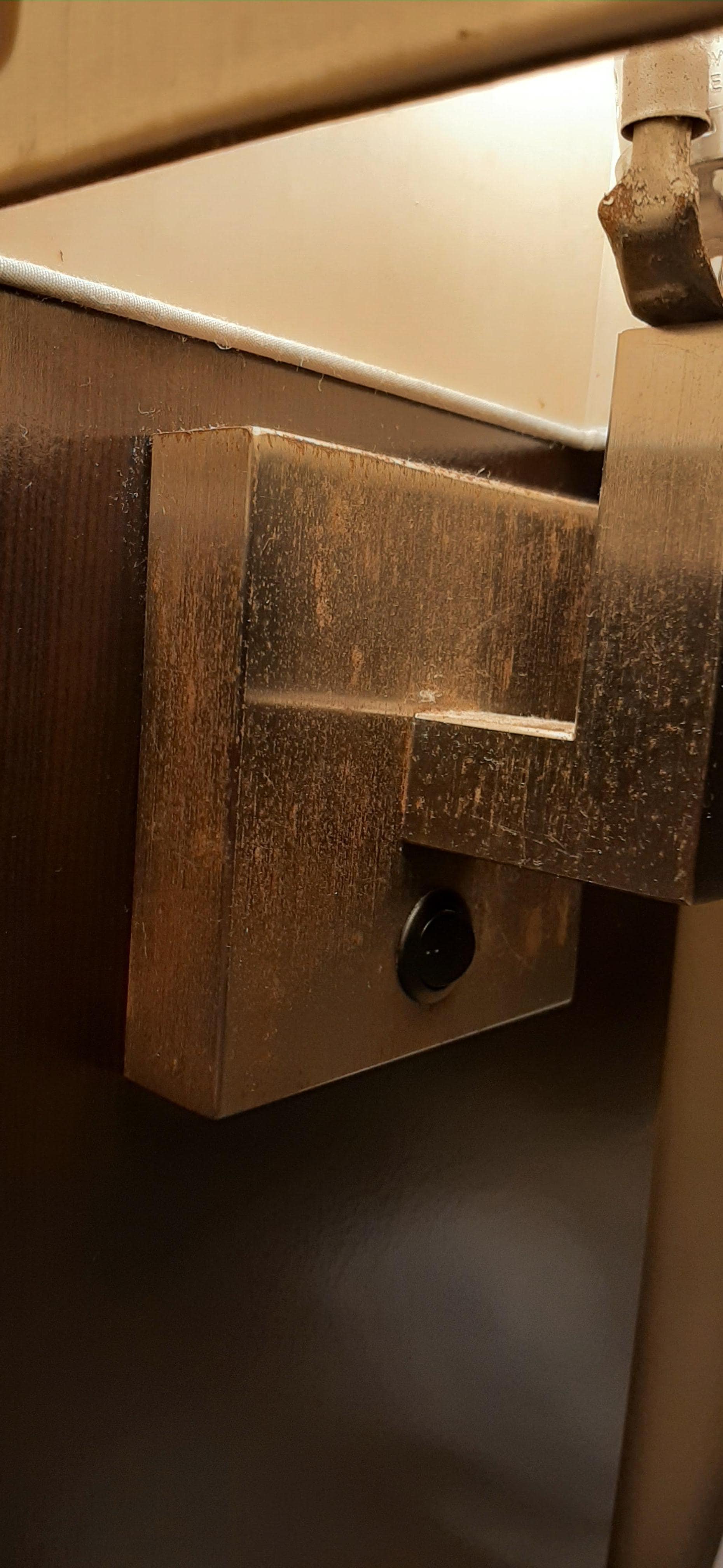 Rust on the wall lamps