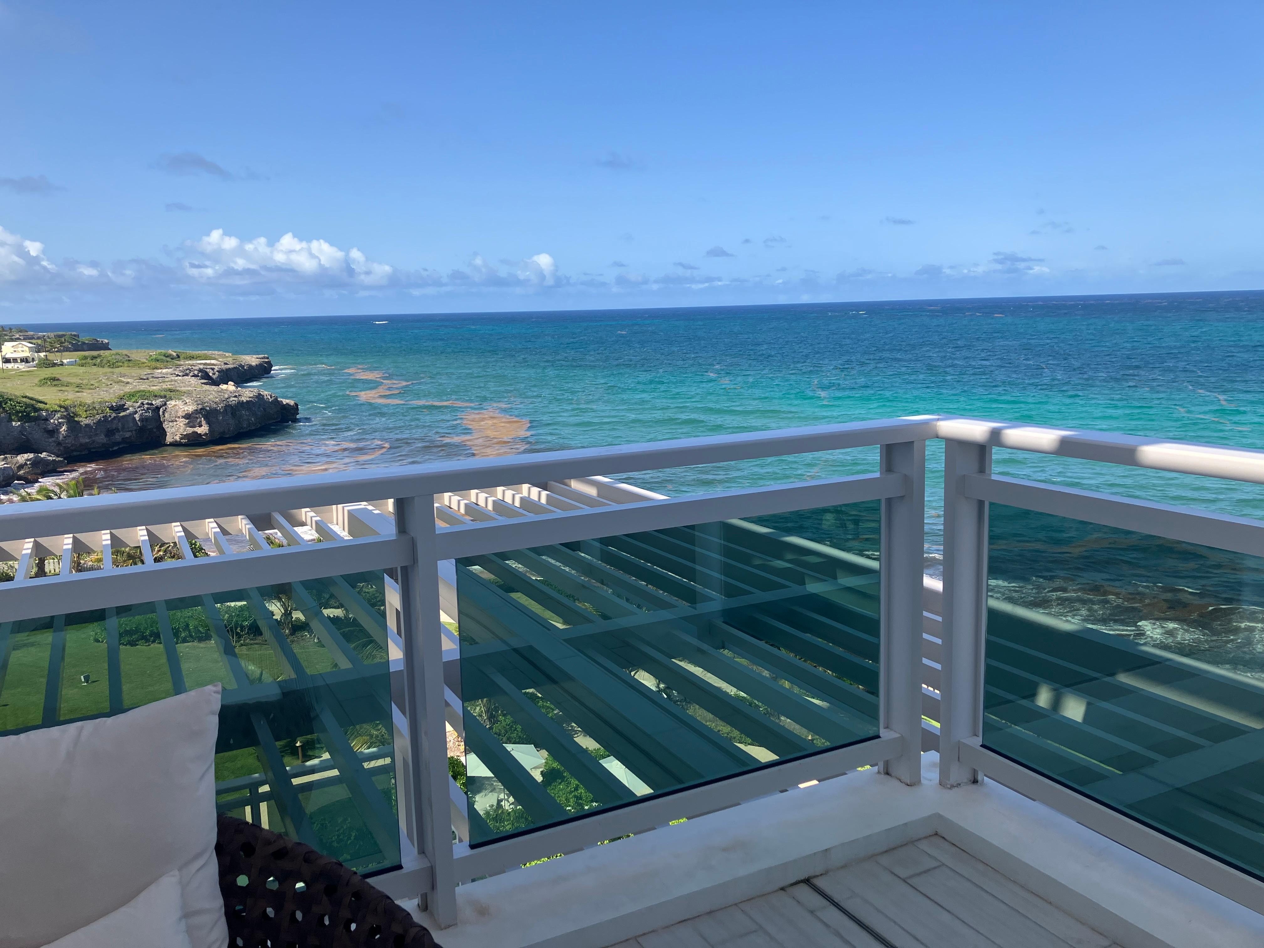 Balcony 2 ocean view 