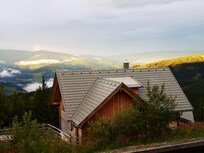 Ausblick von der Terrasse nach leicht rechts