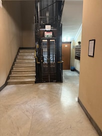 Elevador para 5and onde fica a hospedaria