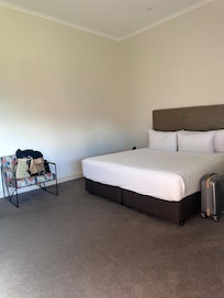 Harbour view heritage room