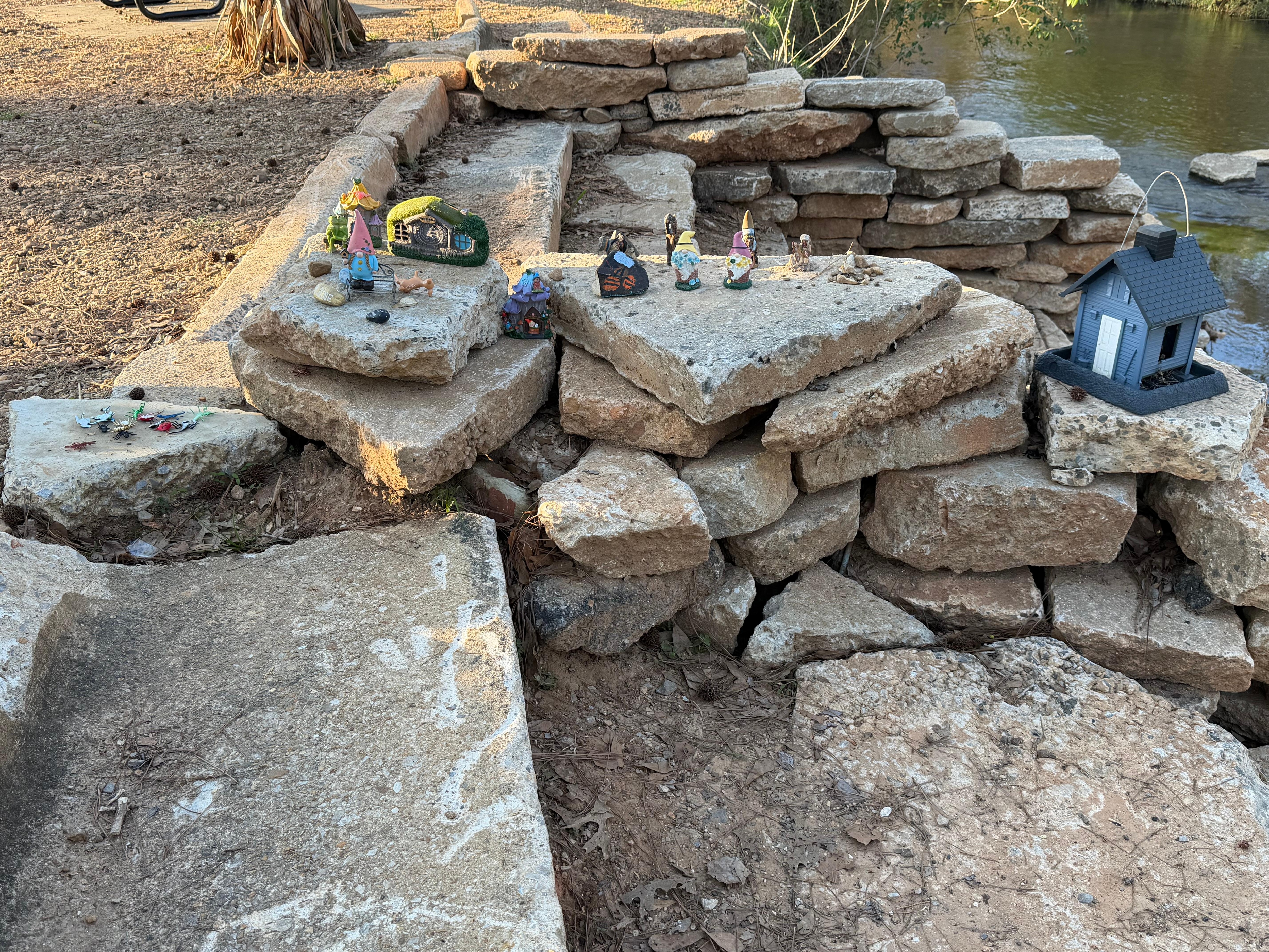 Cute things everywhere on the walking path 