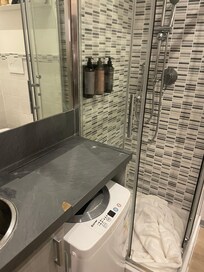 Bathroom with washing machine